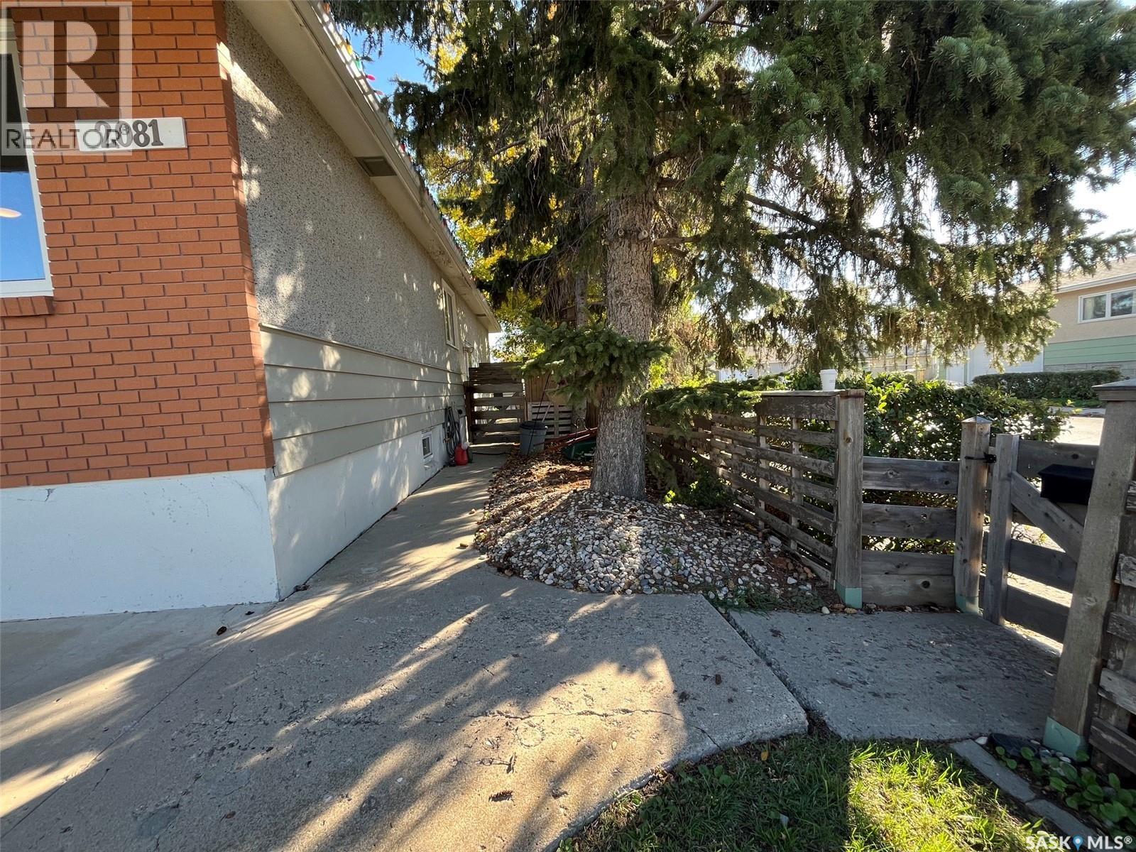 2081 Edgar Street Property Photo 42