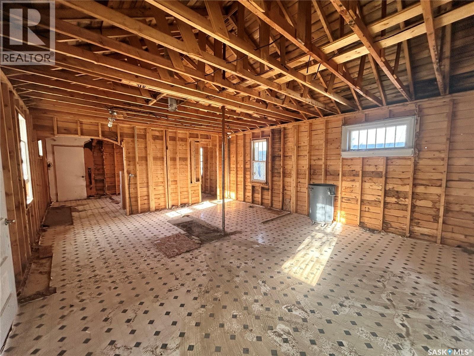 355 Bellamy Avenue Property Photo 3