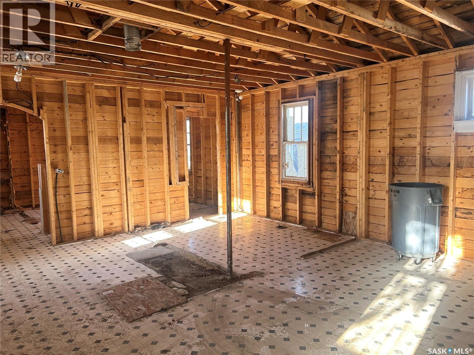 355 Bellamy Avenue Property Photo 8