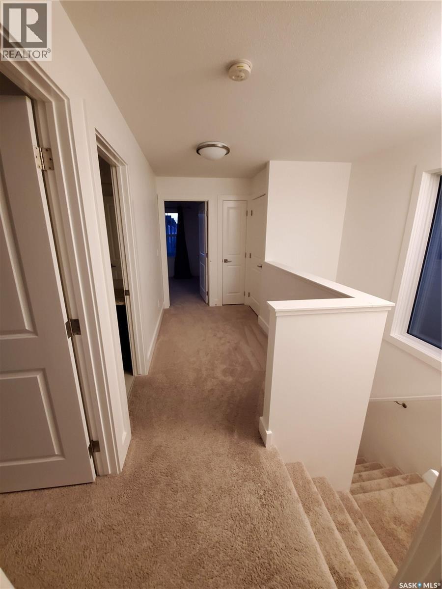 447 Eaton Lane Property Photo 12