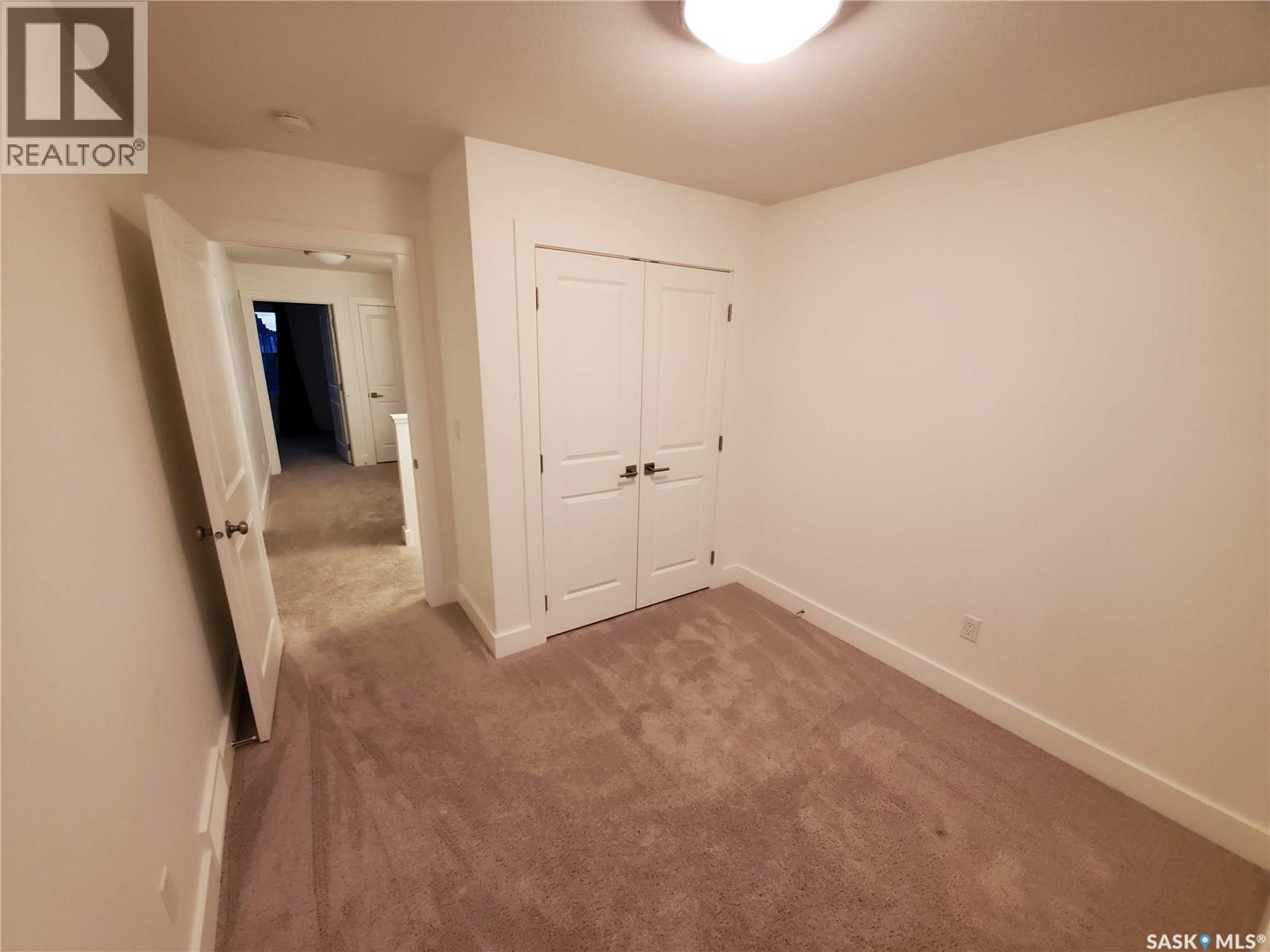 447 Eaton Lane Property Photo 15