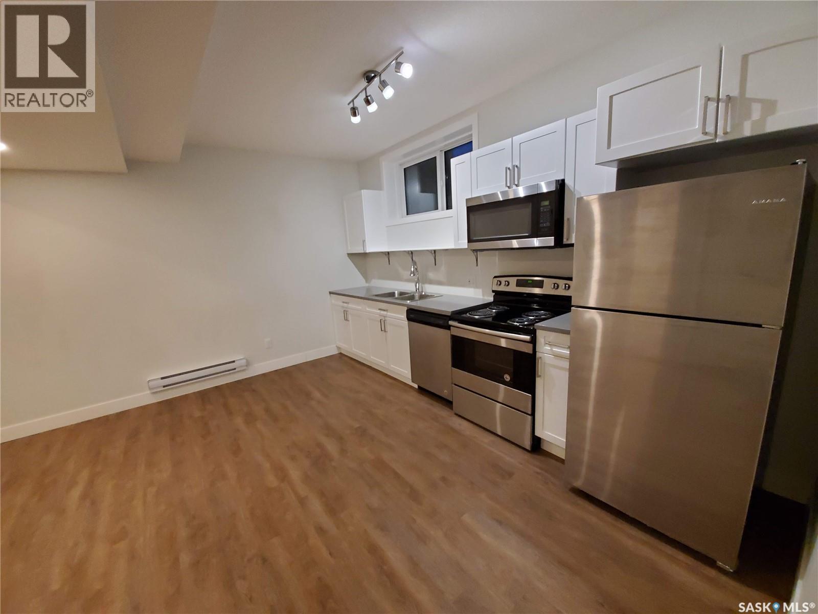 447 Eaton Lane Property Photo 19