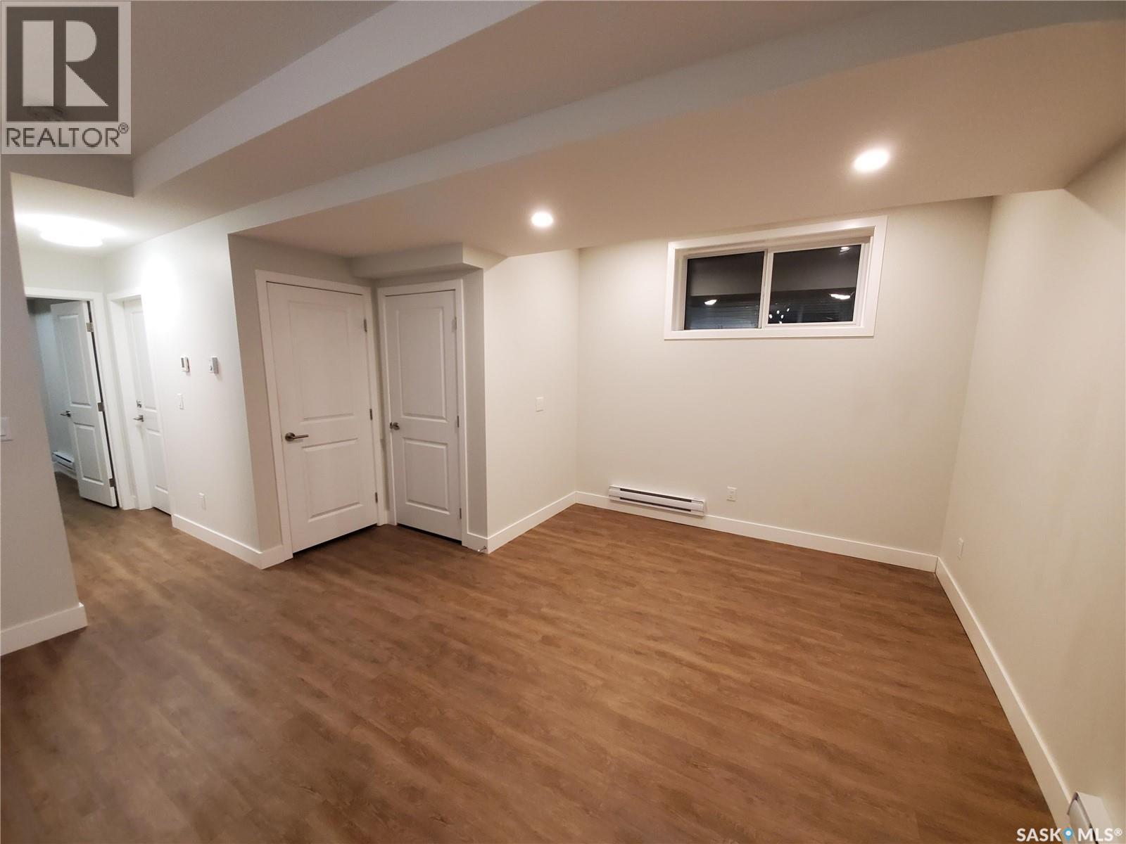 447 Eaton Lane Property Photo 20