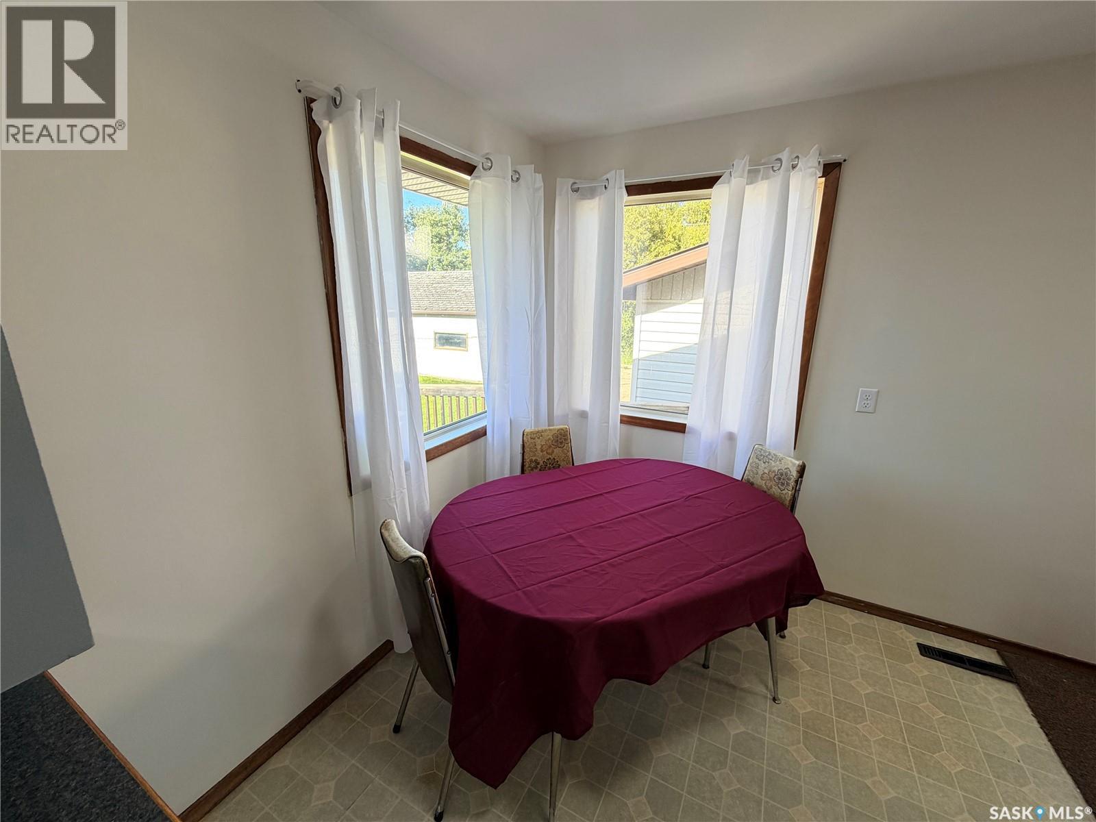 605 Hall Street Property Photo 8