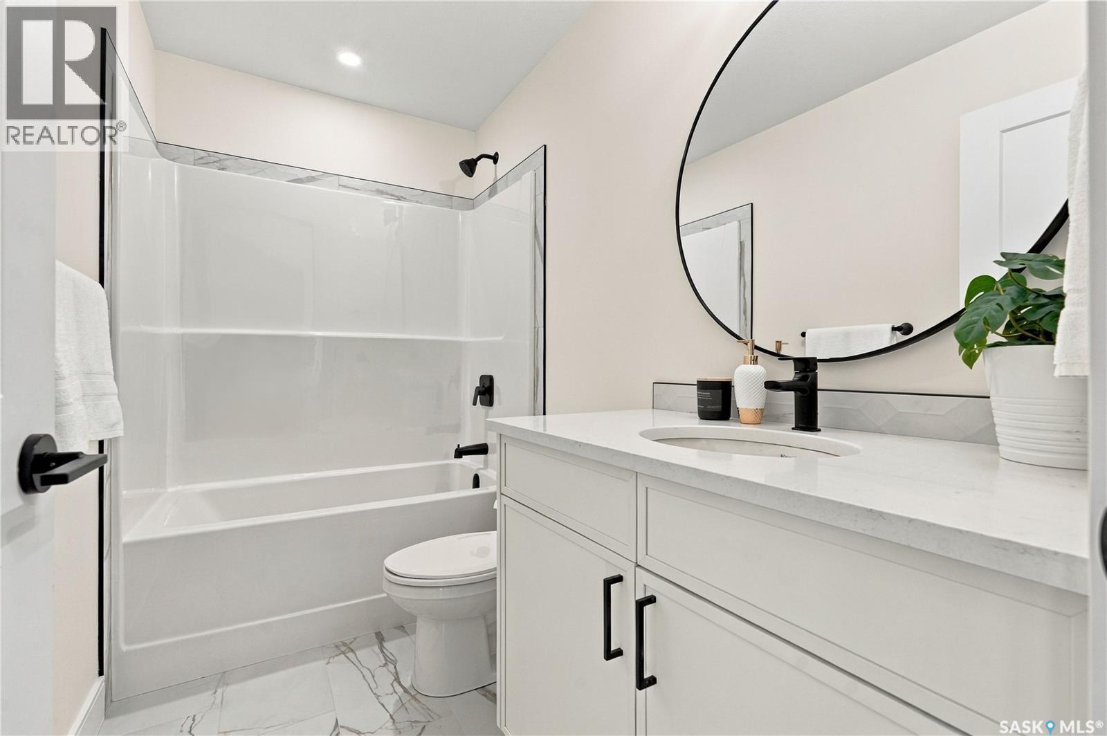 213 Veterans Drive Property Photo 40