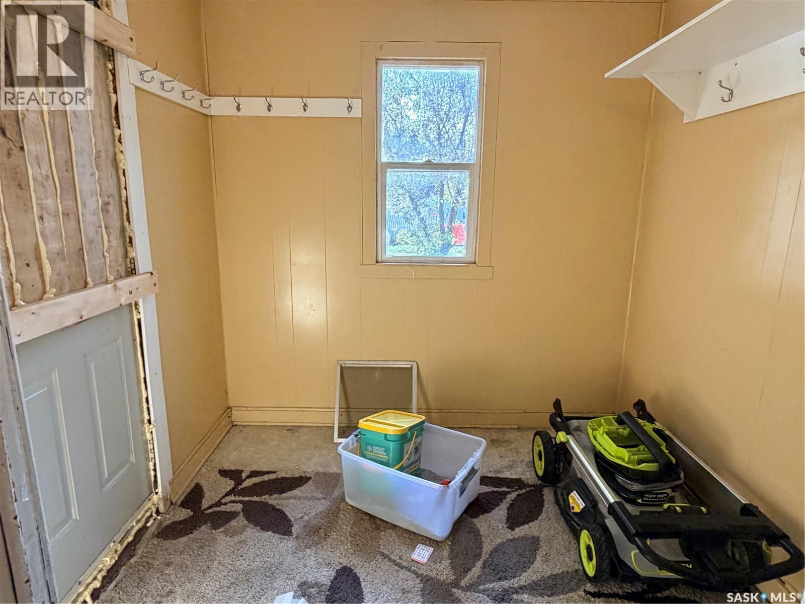 438 3rd Street Property Photo 14