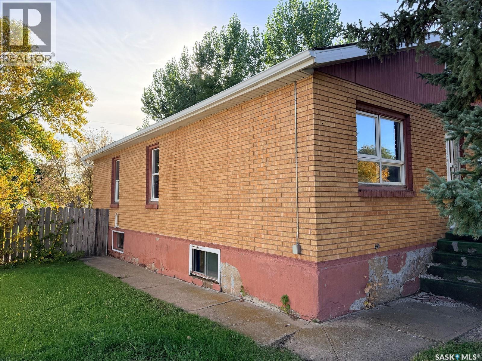438 3rd Street Property Photo 40