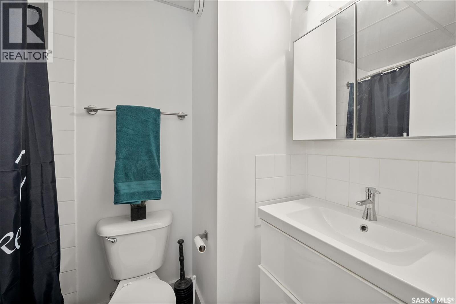 530 120 23rd Street E Property Photo 23