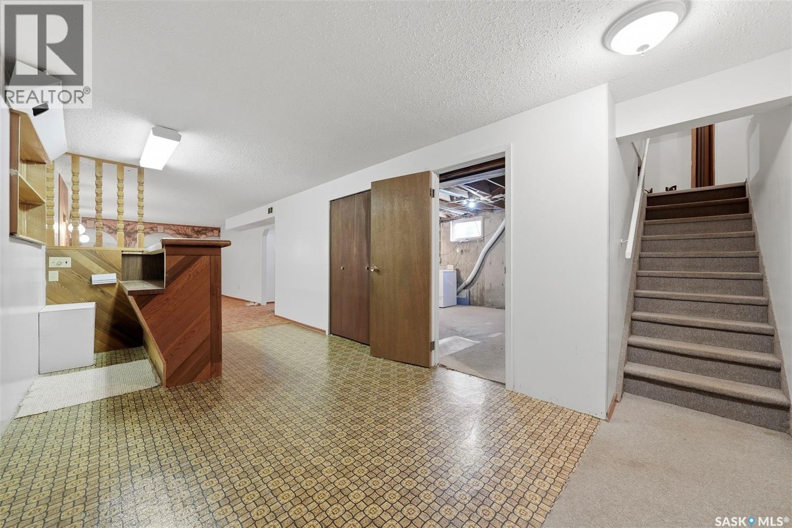 253 Laurentian Drive Property Photo 21