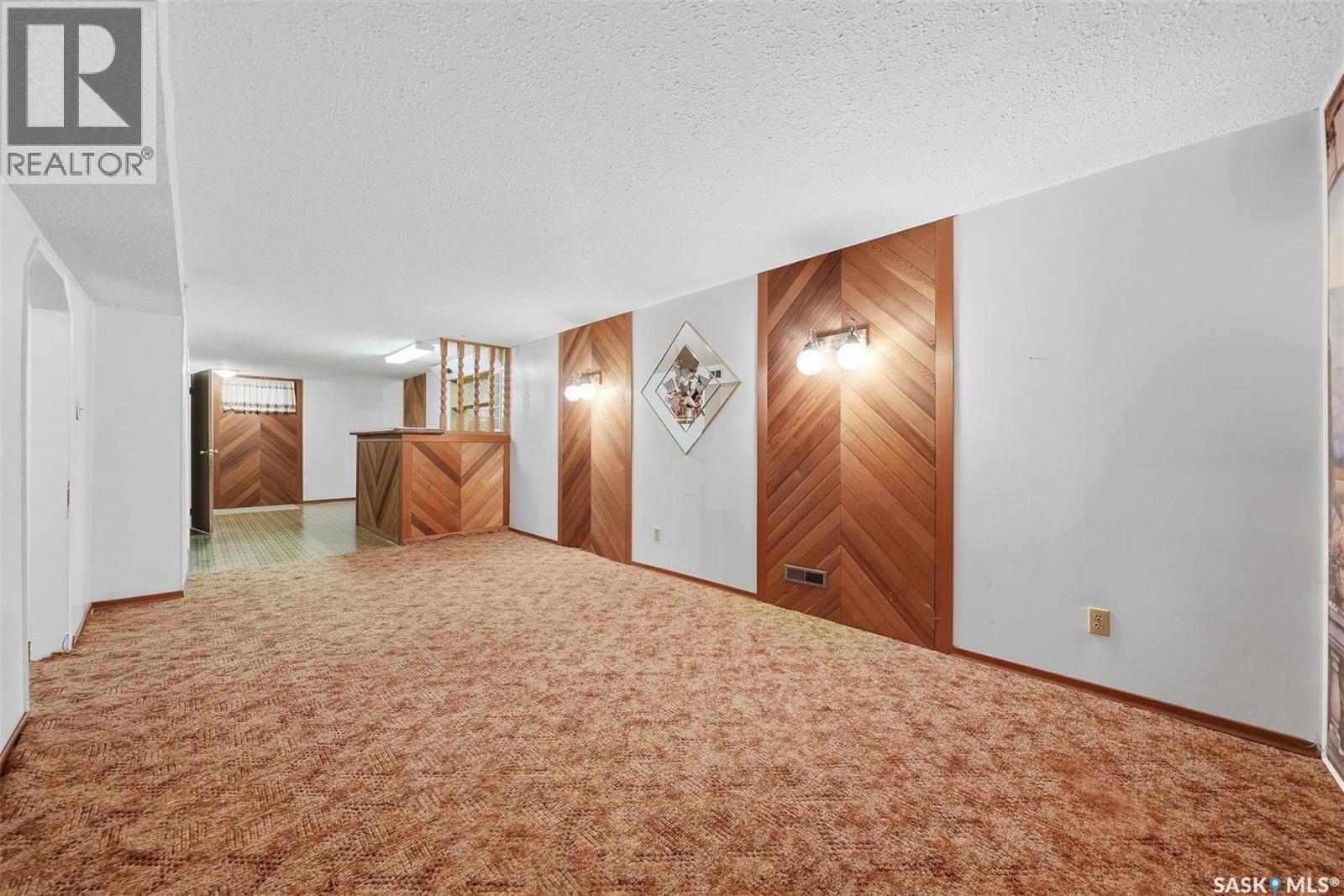 253 Laurentian Drive Property Photo 26