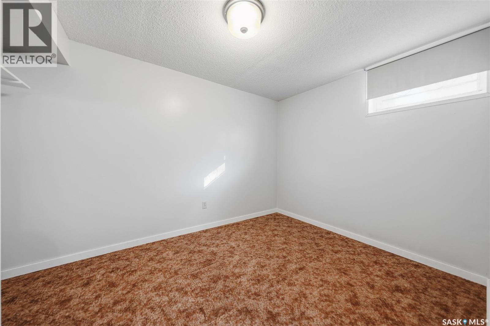 253 Laurentian Drive Property Photo 28