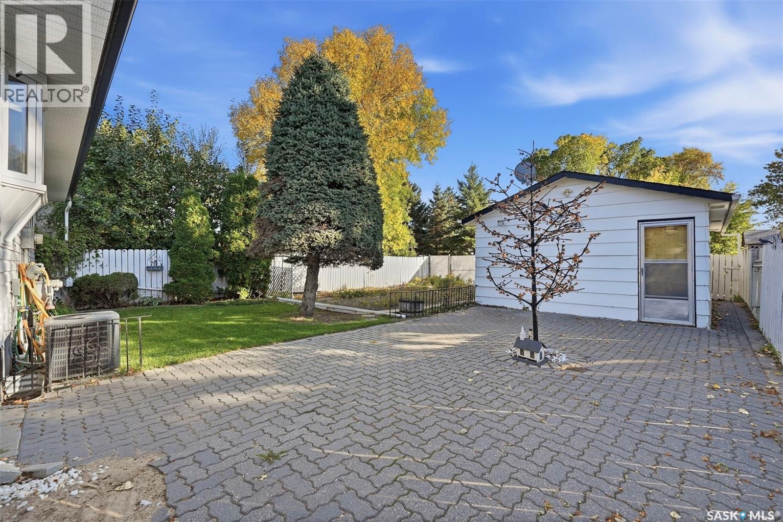 253 Laurentian Drive Property Photo 31