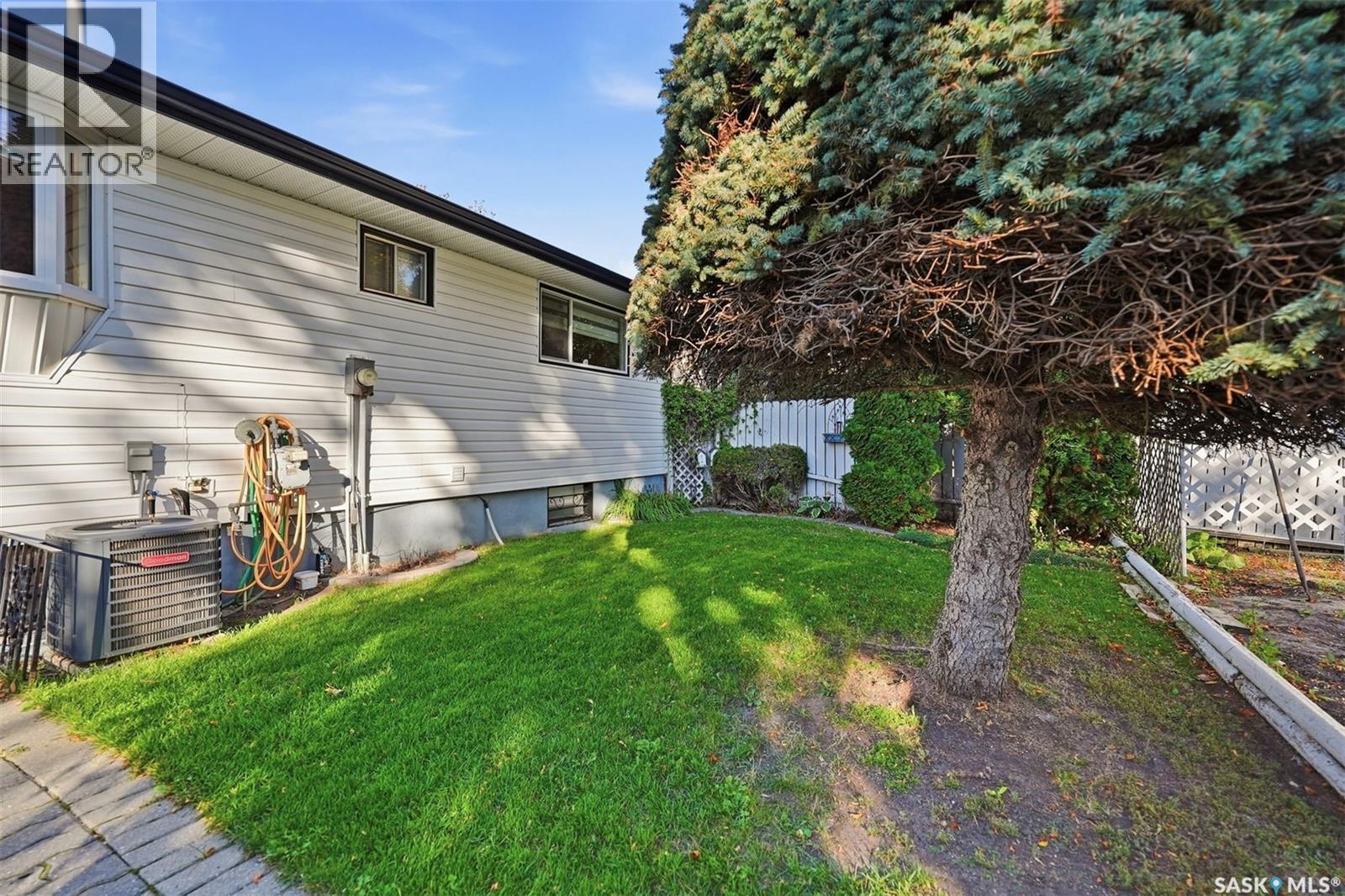 253 Laurentian Drive Property Photo 33