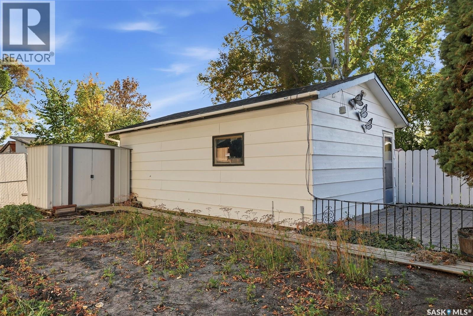 253 Laurentian Drive Property Photo 36
