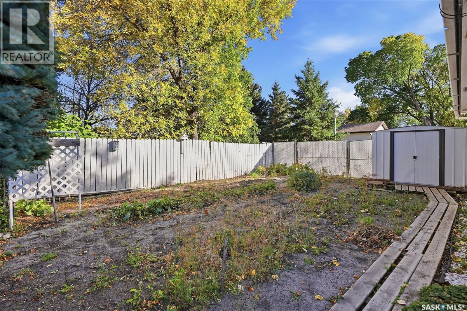 253 Laurentian Drive Property Photo 37