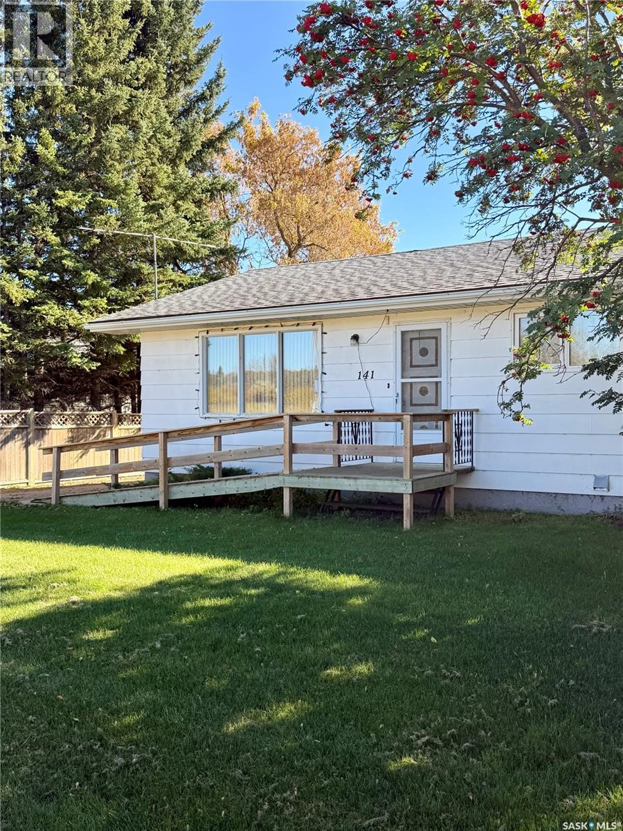 141 Railway Avenue Property Photo 3