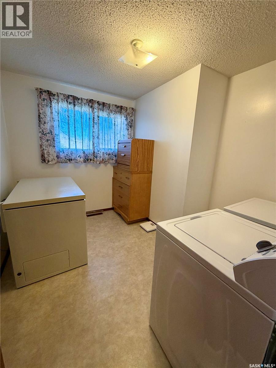 141 Railway Avenue Property Photo 23