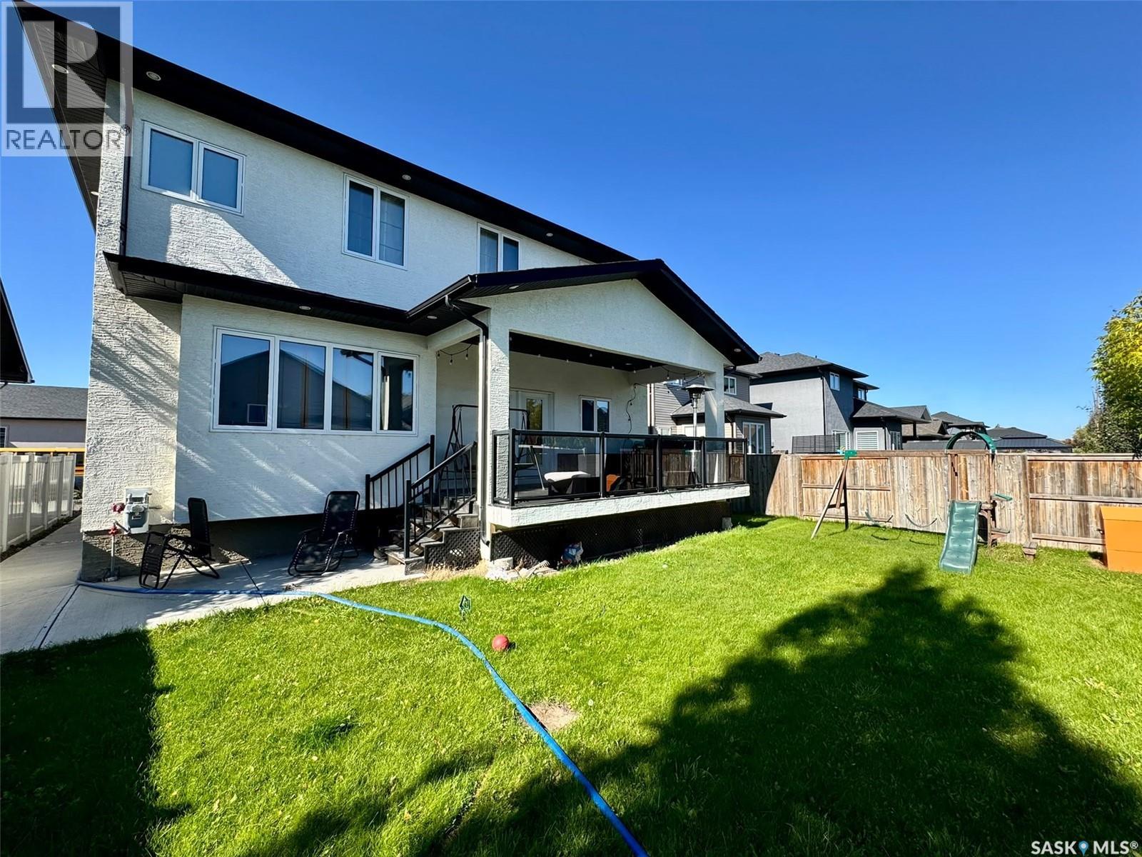 319 Roy Crescent Property Photo 5