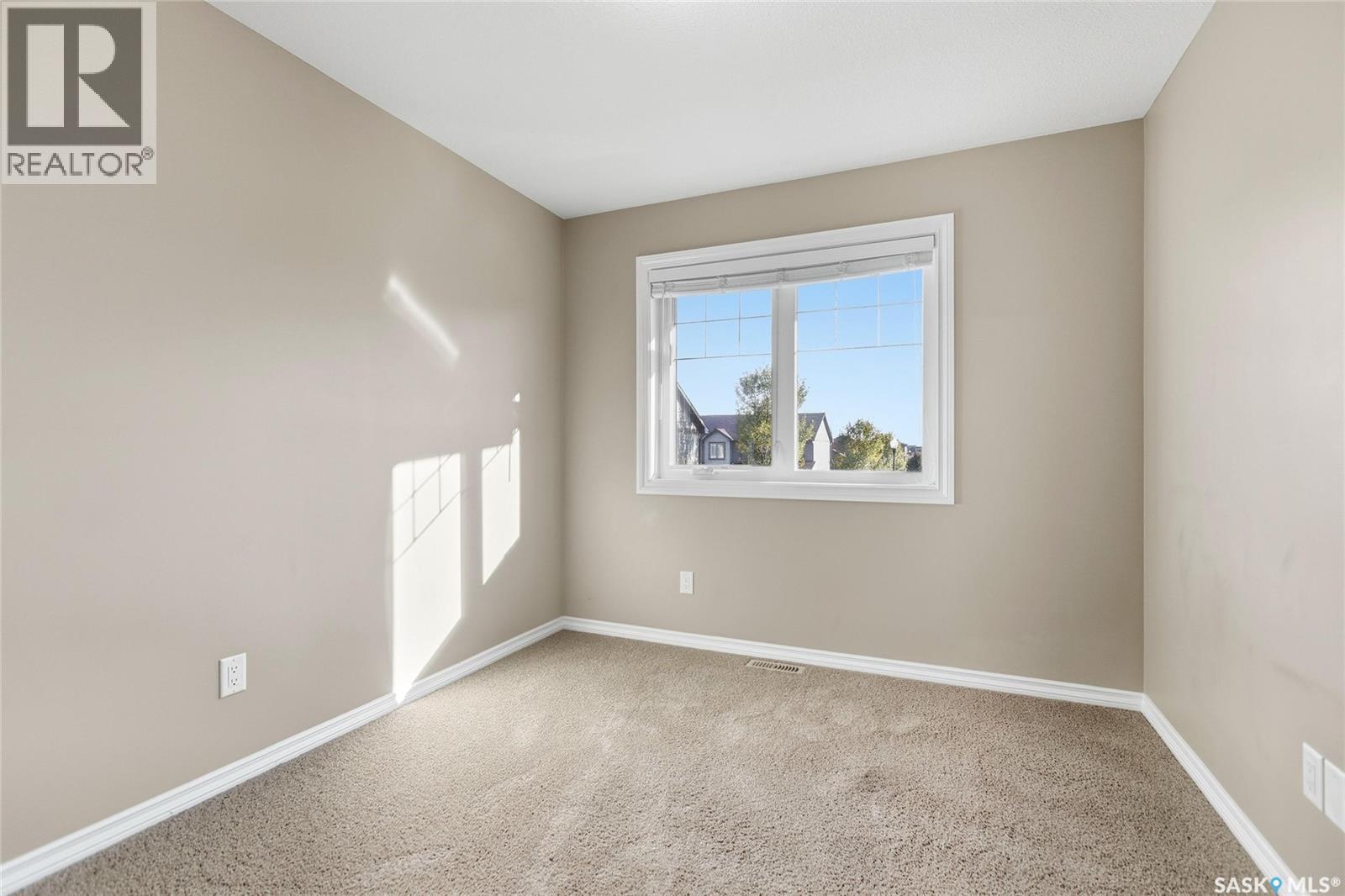251 4002 Sandhill Crescent Property Photo 25