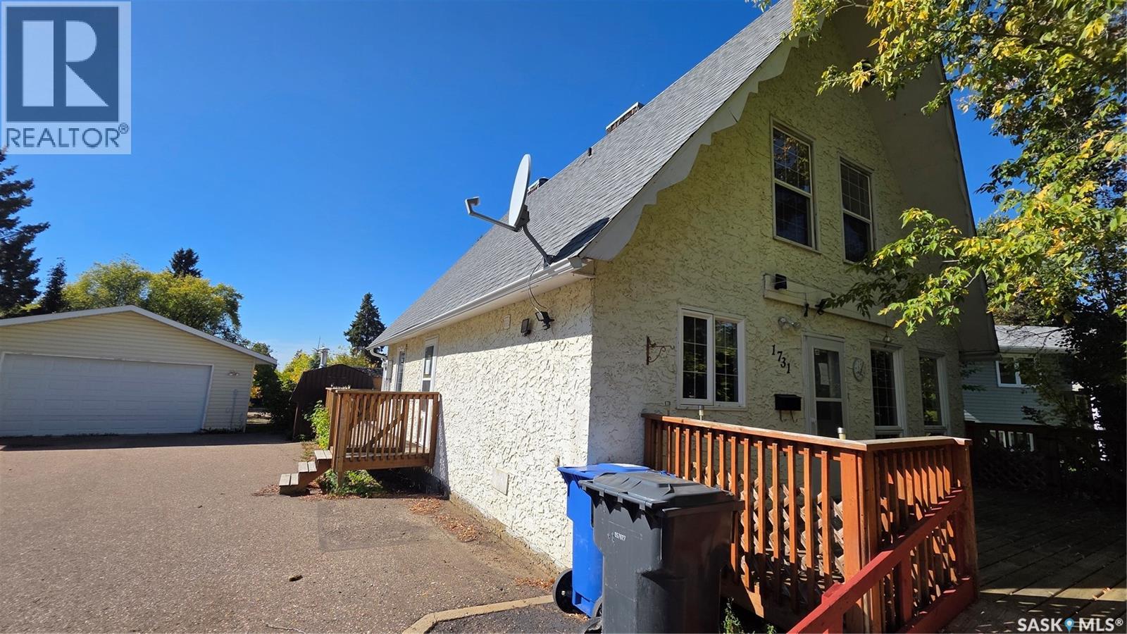 1731 Centennial Crescent Property Photo 2