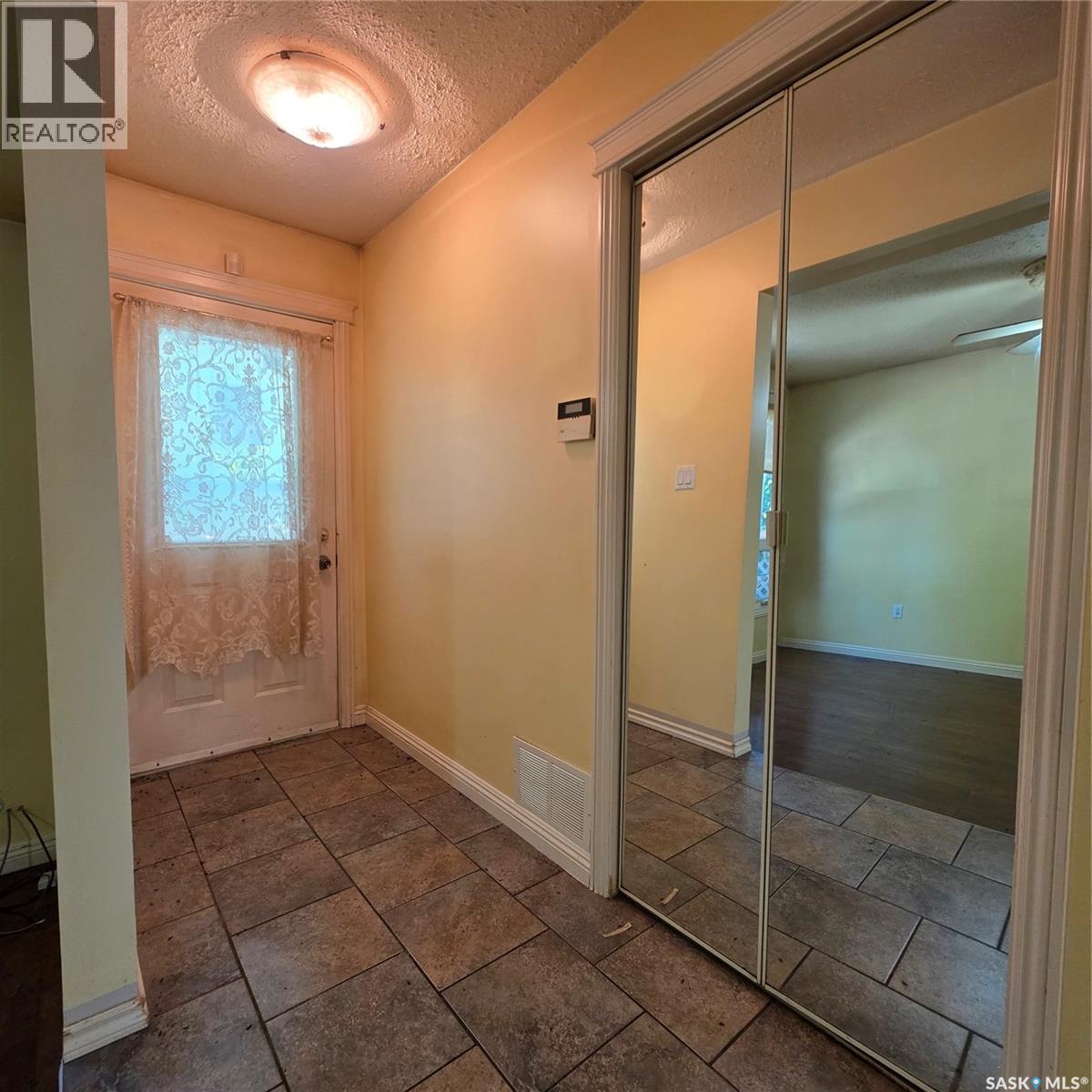 1731 Centennial Crescent Property Photo 6