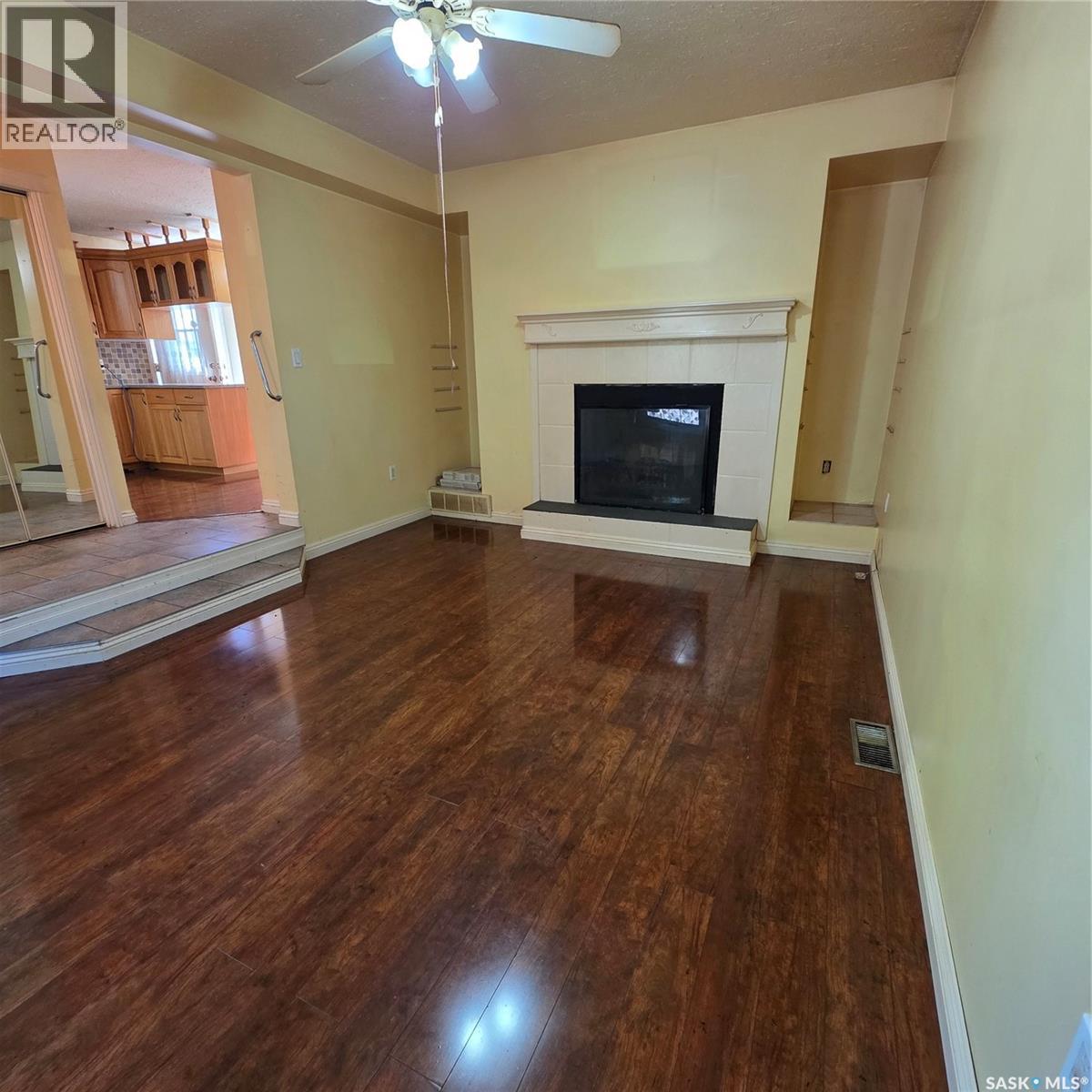 1731 Centennial Crescent Property Photo 7