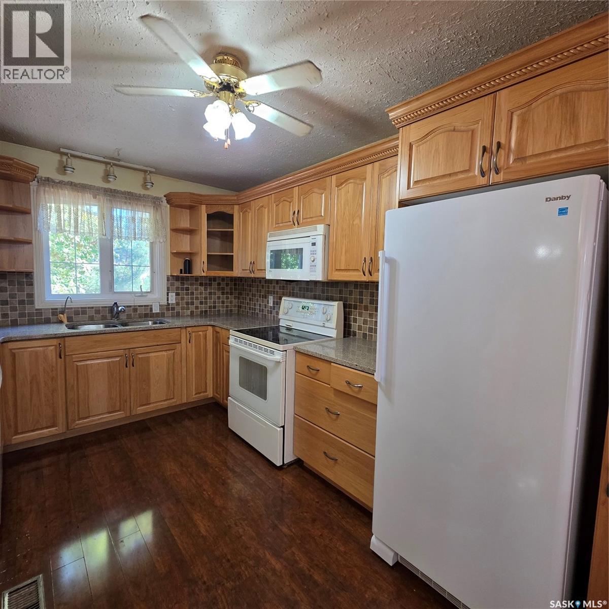 1731 Centennial Crescent Property Photo 10