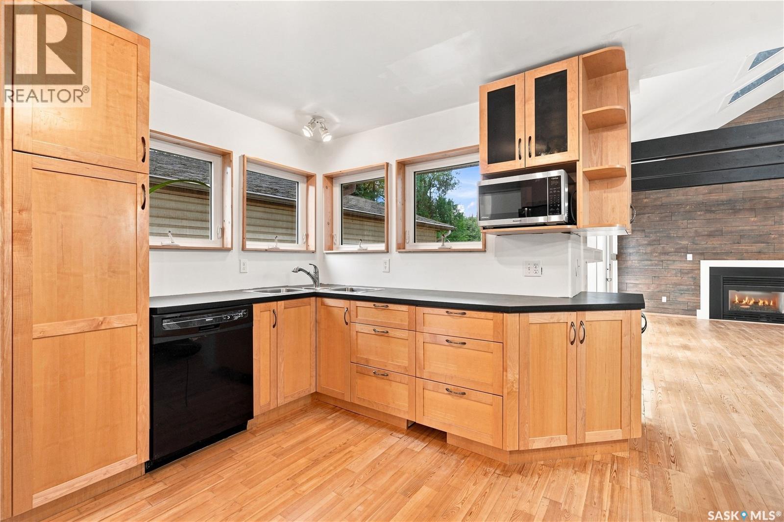 3445 11th Street W Property Photo 15