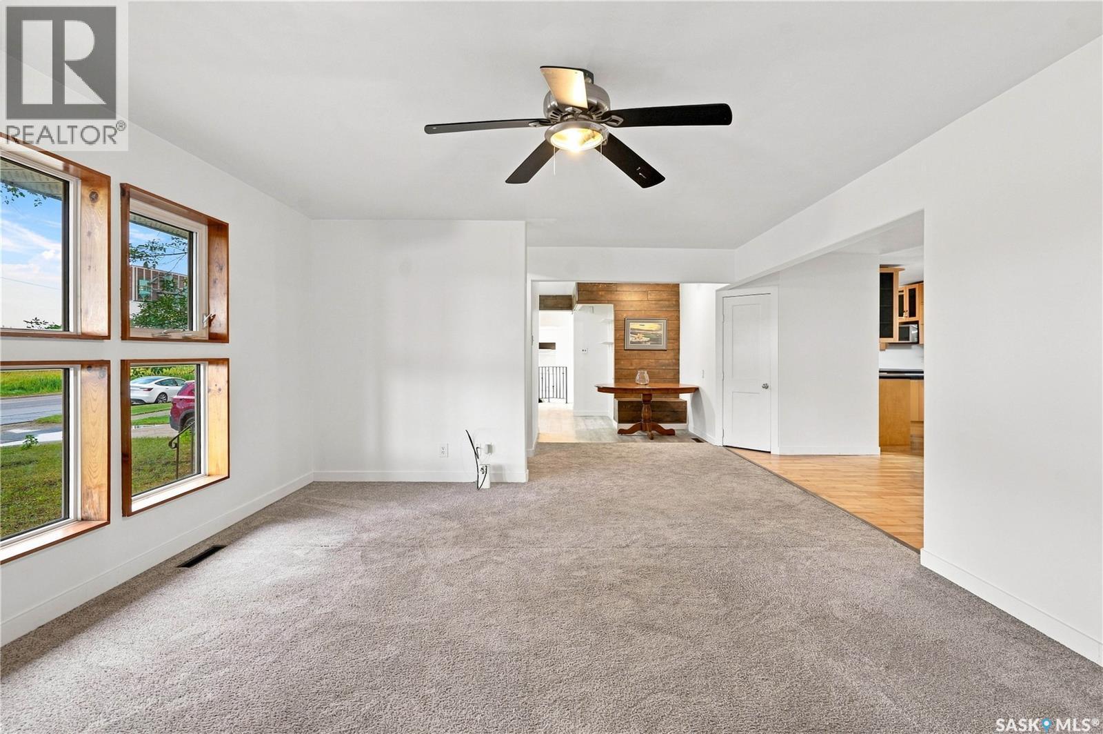 3445 11th Street W Property Photo 18