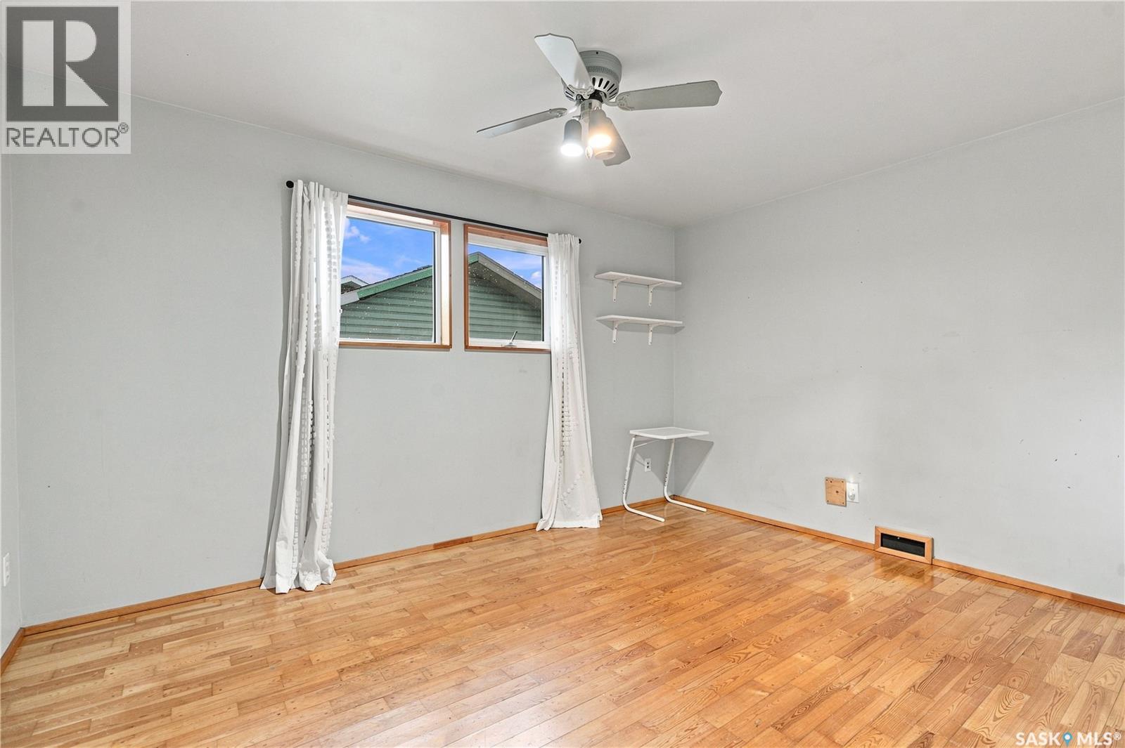 3445 11th Street W Property Photo 20