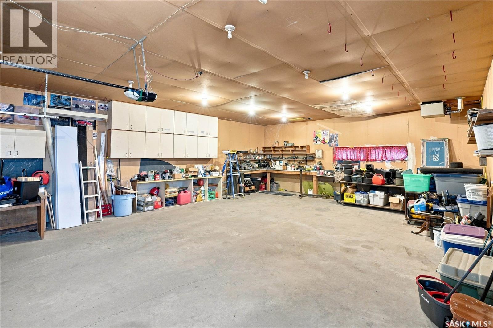 3445 11th Street W Property Photo 32