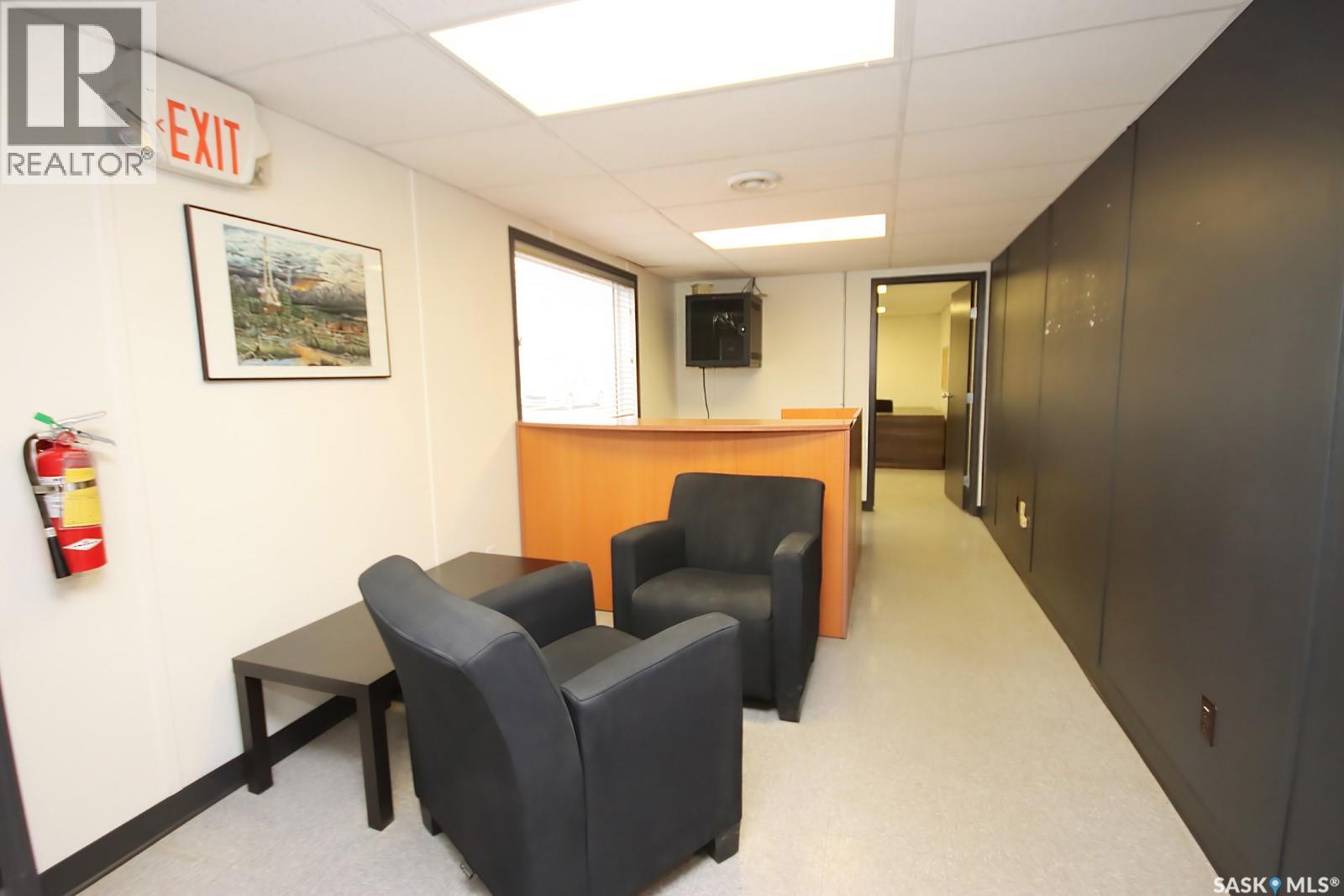465 Devonian Street Property Photo 29