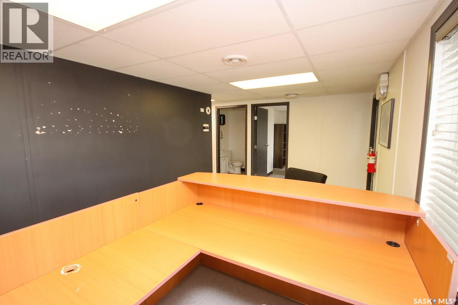465 Devonian Street Property Photo 33