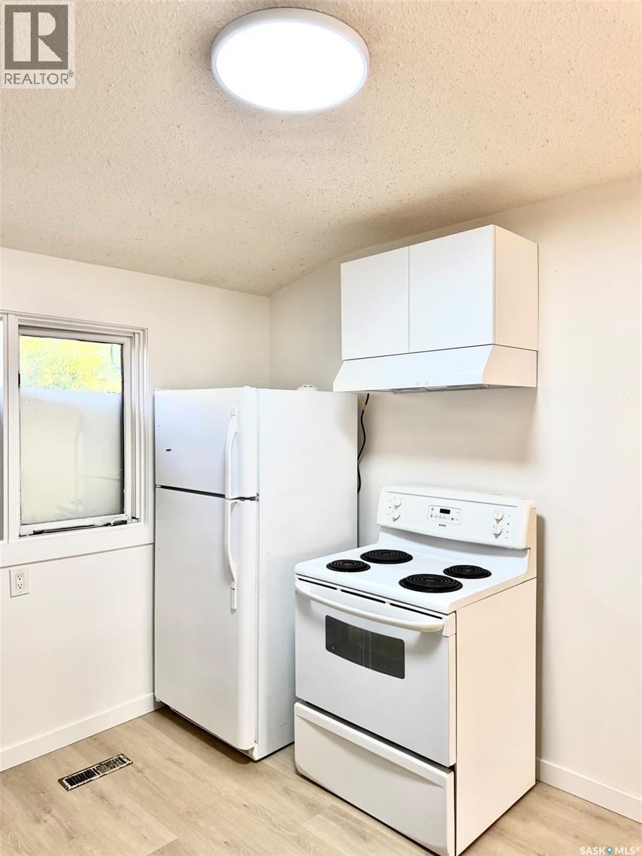 2027 Montreal Street Property Photo 5