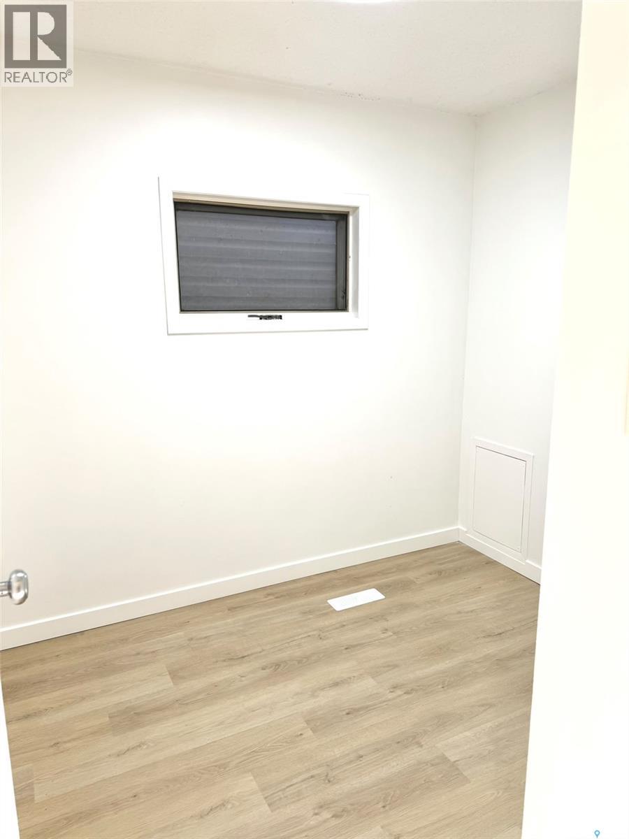 2027 Montreal Street Property Photo 8