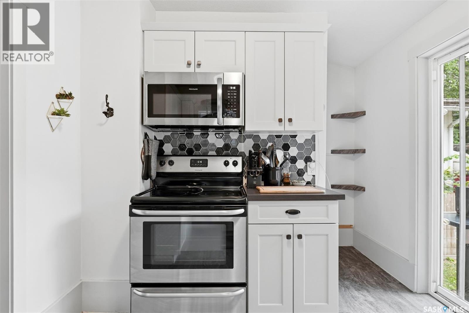 420 I Avenue S Property Photo 12