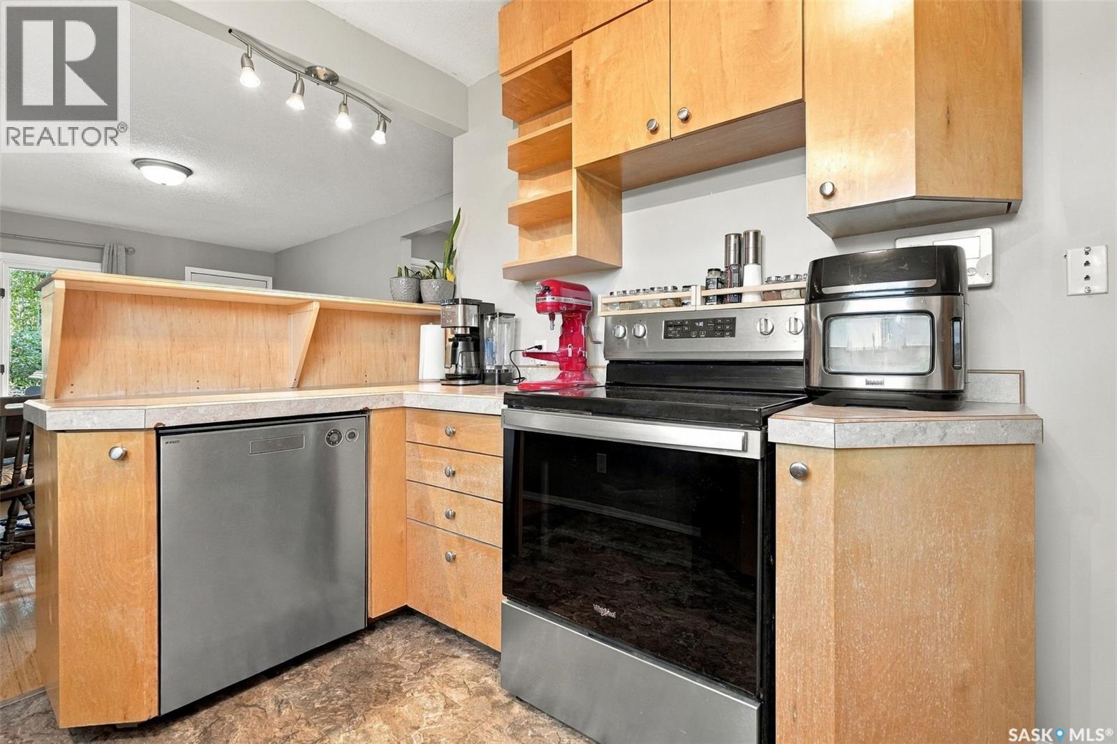 2451 Francis Street Property Photo 15