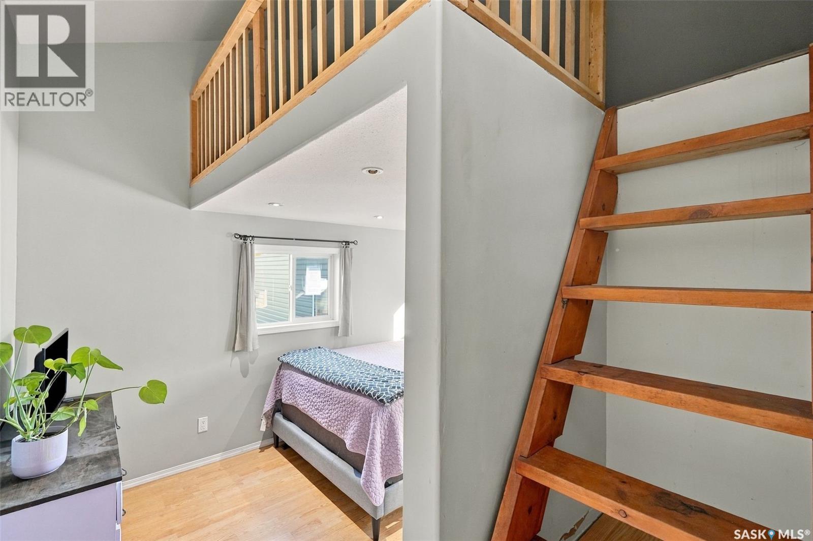 2451 Francis Street Property Photo 22