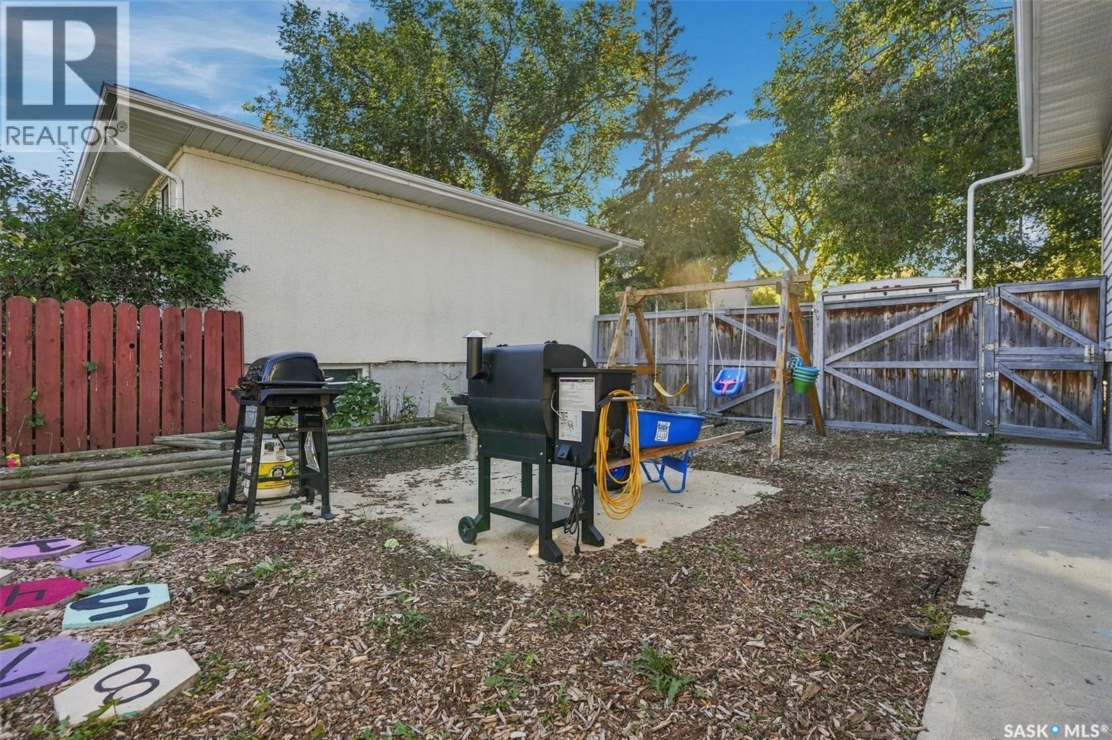 2451 Francis Street Property Photo 37