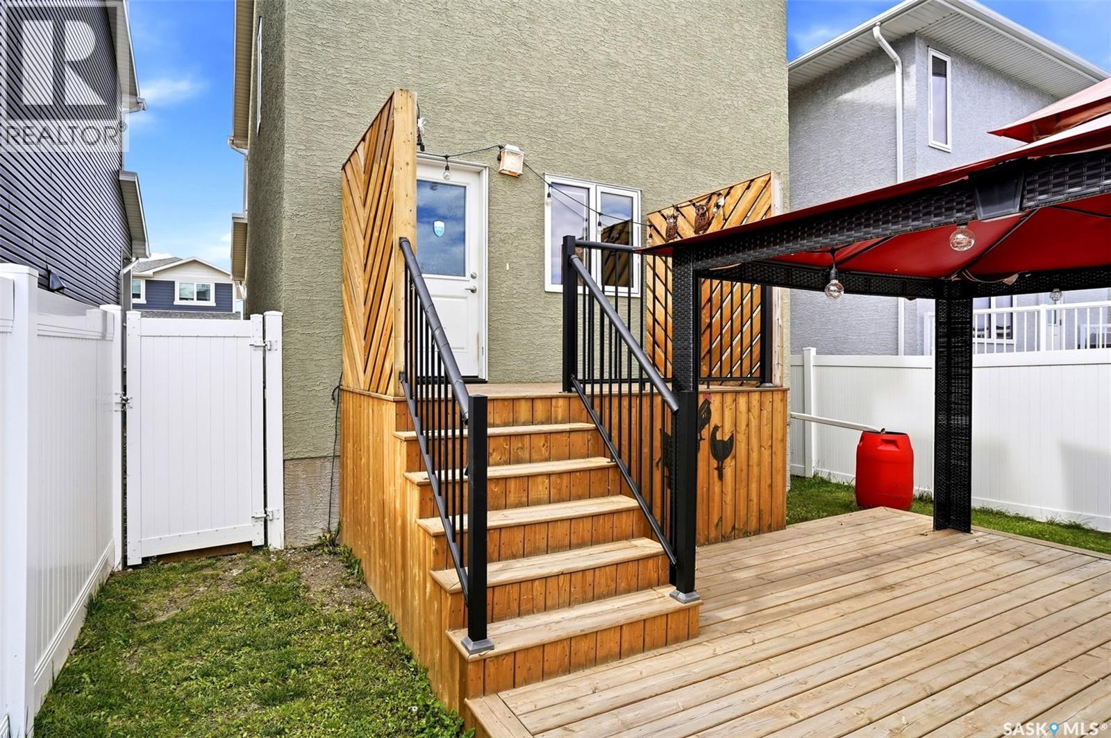 1137 Jurasin Street N Property Photo 30