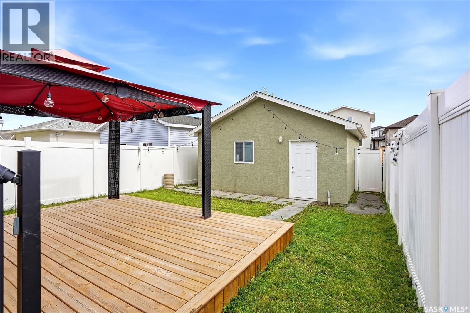 1137 Jurasin Street N Property Photo 31