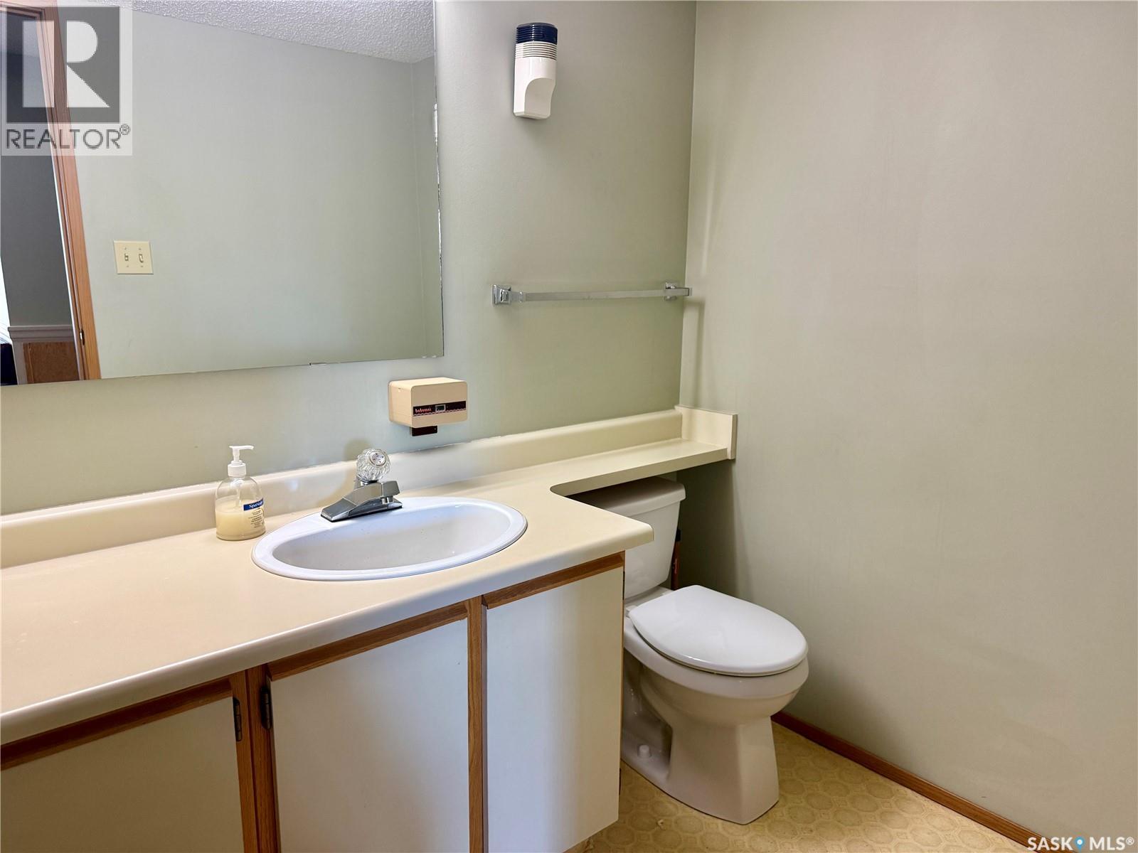 305 525 5th Avenue N Property Photo 12