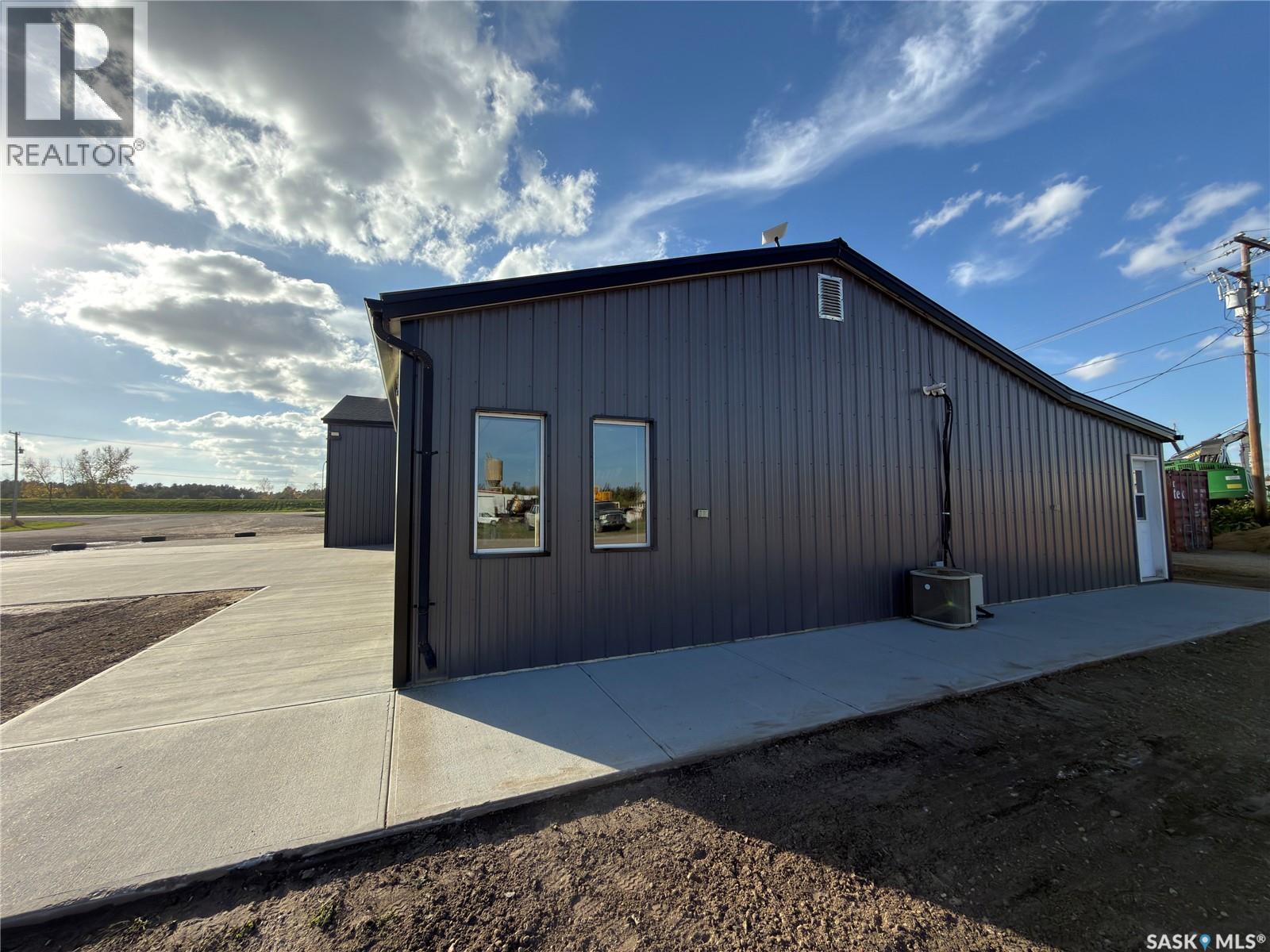 1123 Industrial Drive Property Photo 4
