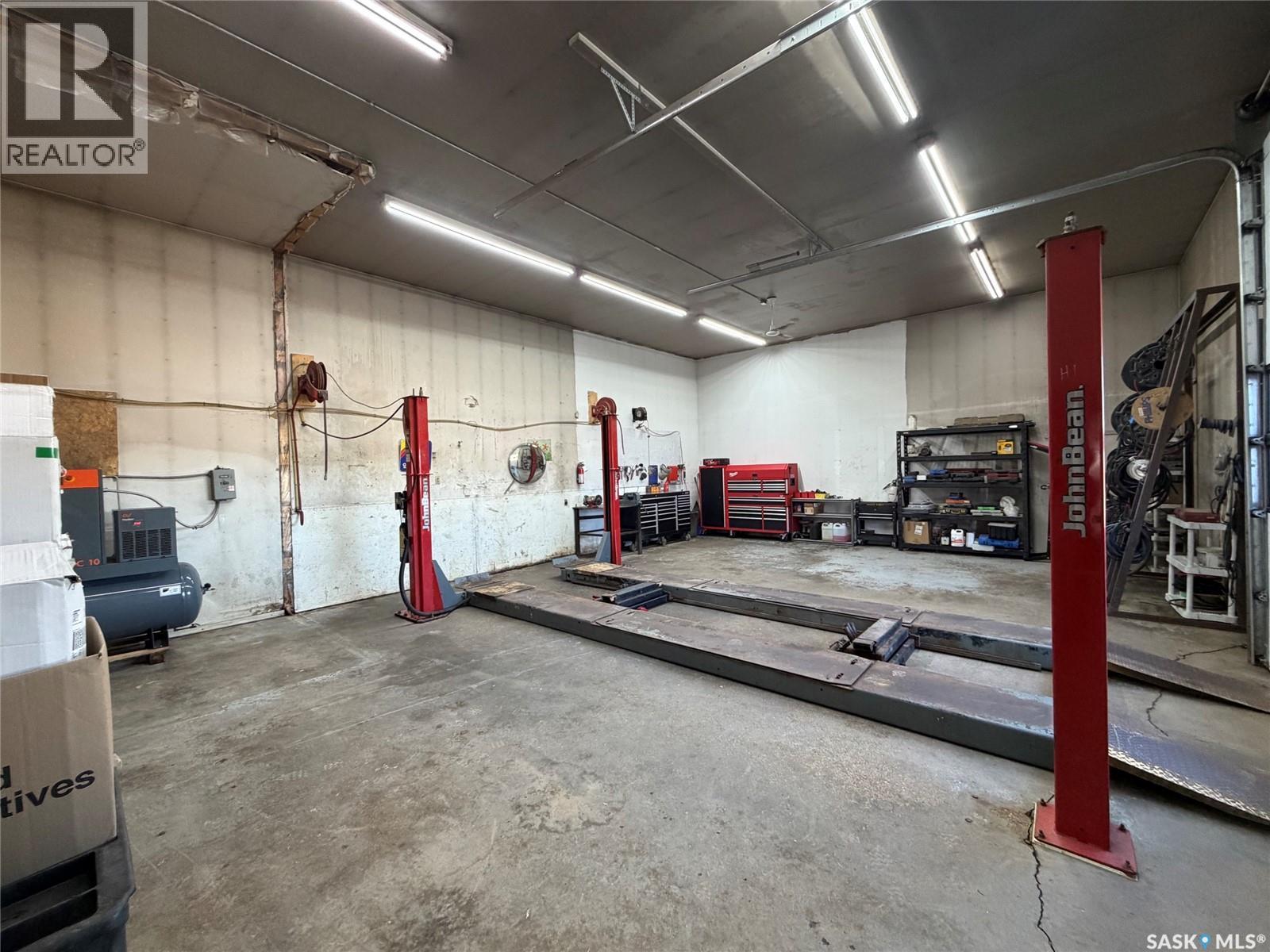 1123 Industrial Drive Property Photo 24