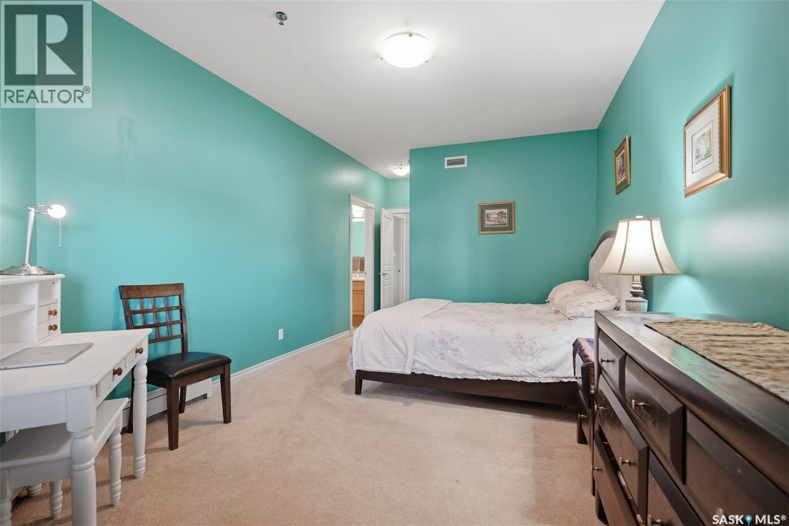 315 619 Saskatchewan Crescent W Property Photo 16