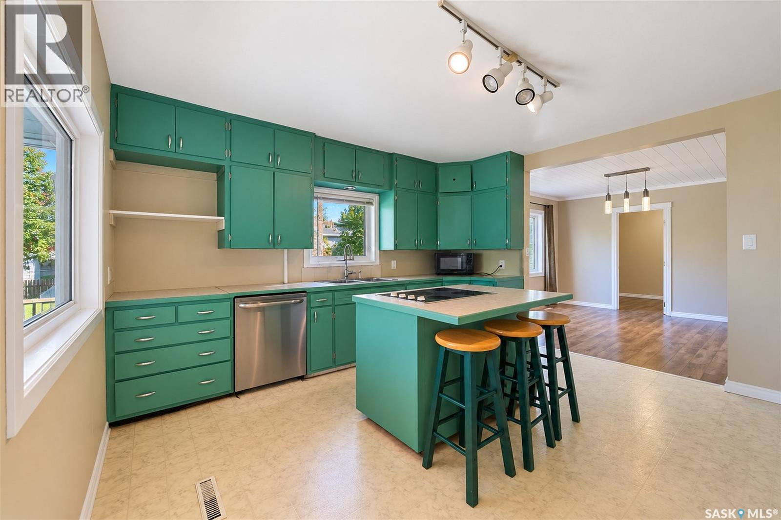 127 1st Avenue Property Photo 10
