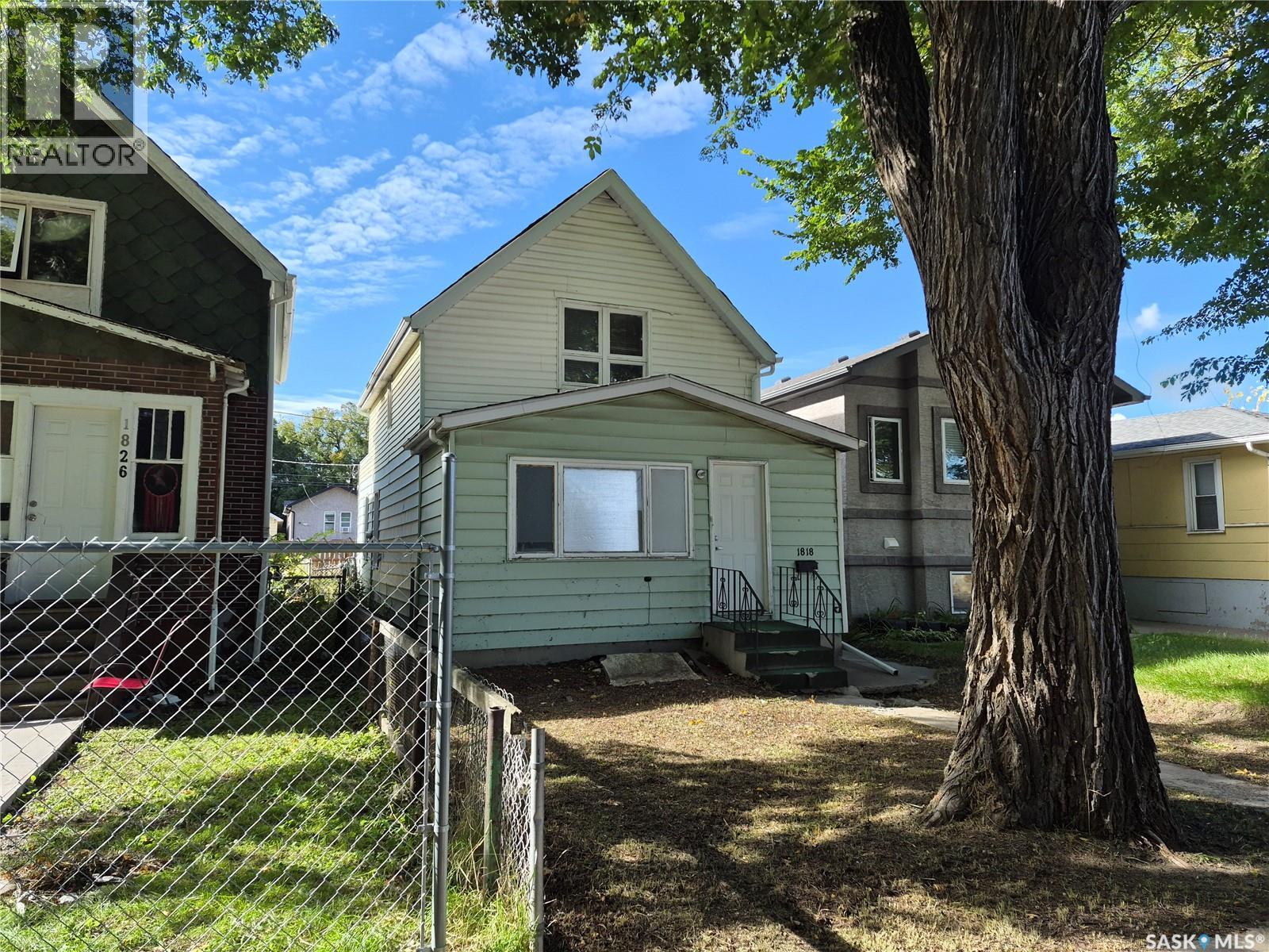 1818 Ottawa STREET Property Photo 1