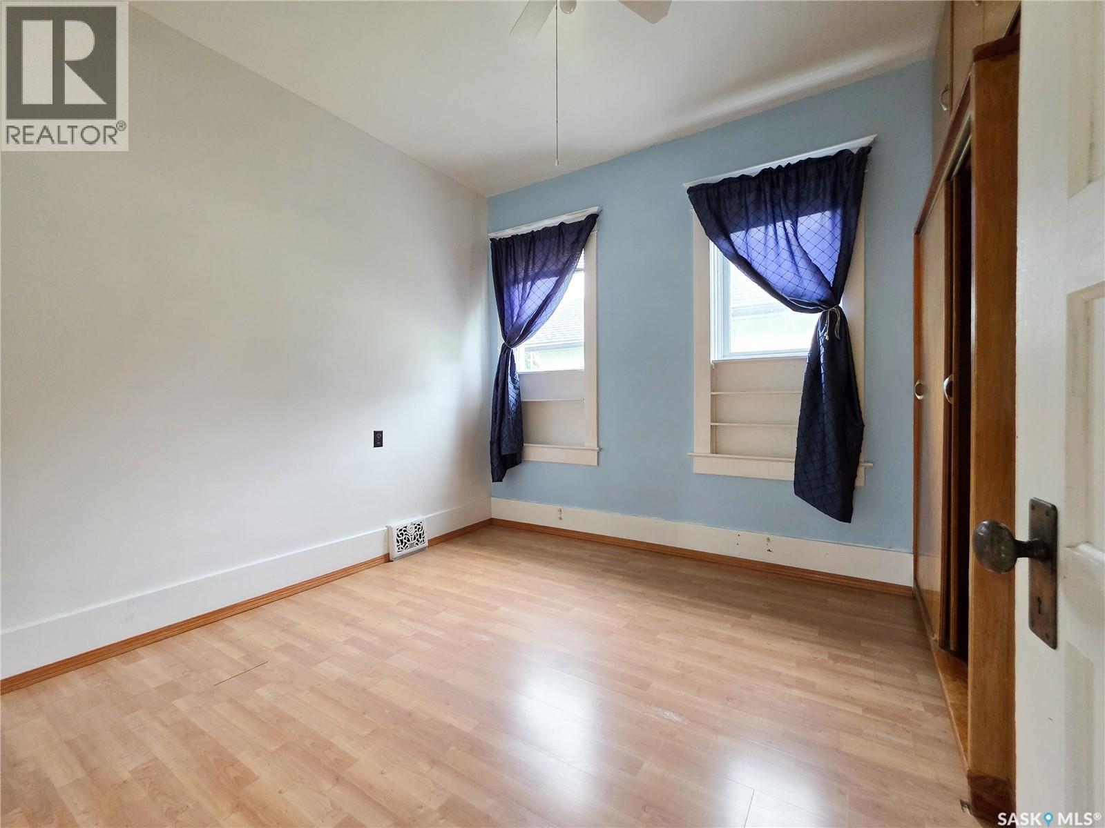 202 6th Avenue E Property Photo 19