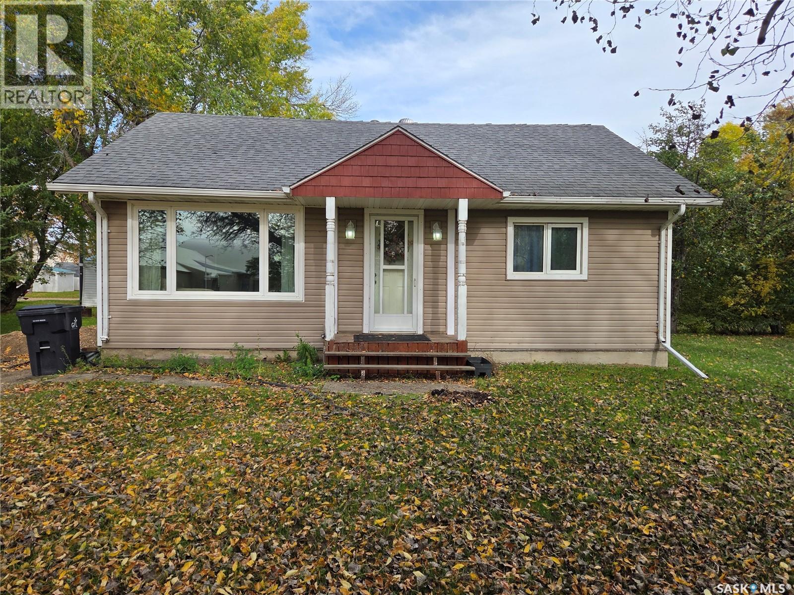 209 6th Street Property Photo 1