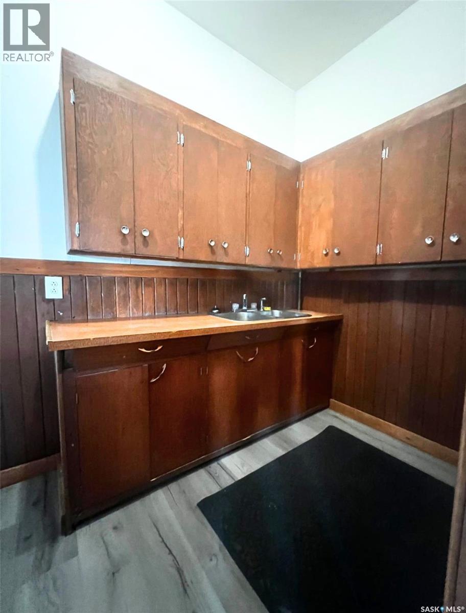 1109 South Railway Street E Property Photo 11